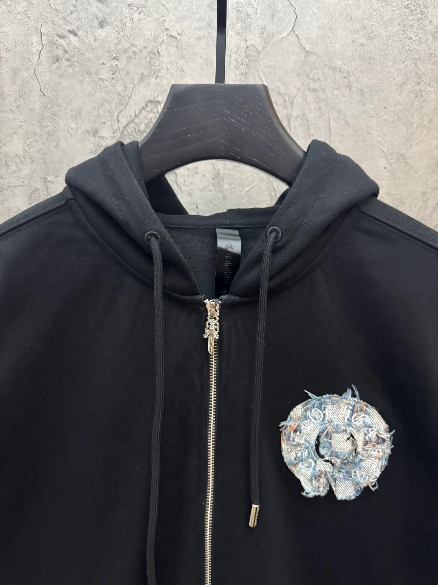 （ ， P， ） 𝗖H/ 2026 New Arrival Original 👑 ！ ！ ！ ： ➕100% 。Authentic ➕ ➕3D ➕ ： ！ ！ ： Size：S M L XL ：2131